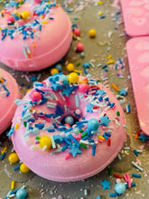 Load image into Gallery viewer, Birthday Donut Bath Bomb - Sparty Girl
